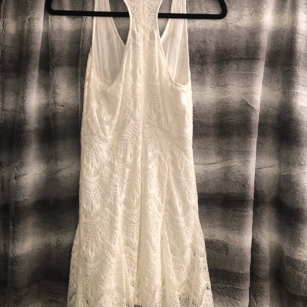 WHITE LACE DRESS - Picture 8 of 8